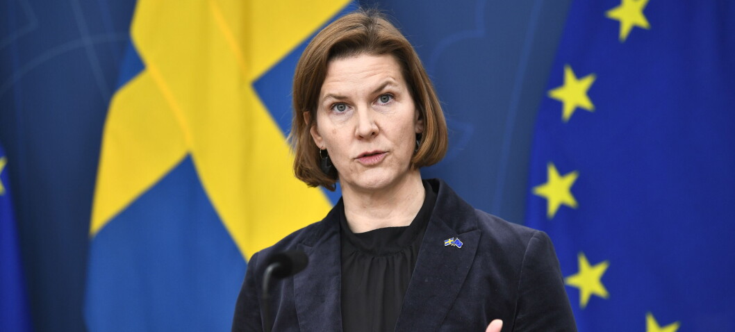 Debata: stosowanie dyrektyw UE osłabia równość płci