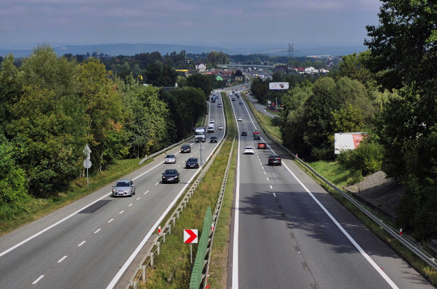 Nowe lokalne drogi powstaną wzdłuż Zakopianki; GDDKiA podpisała umowę